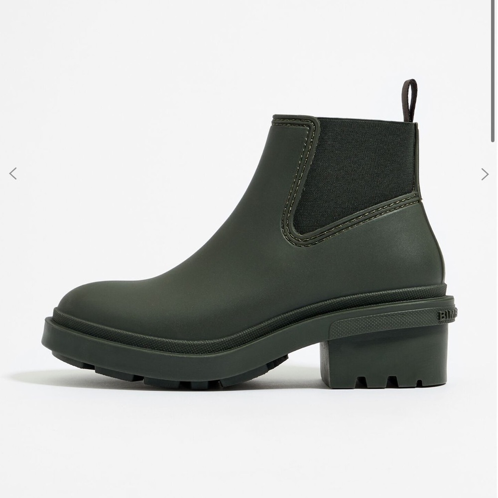 Bimba y Lola green boots new (never worn). Size XL (US 9-10)
